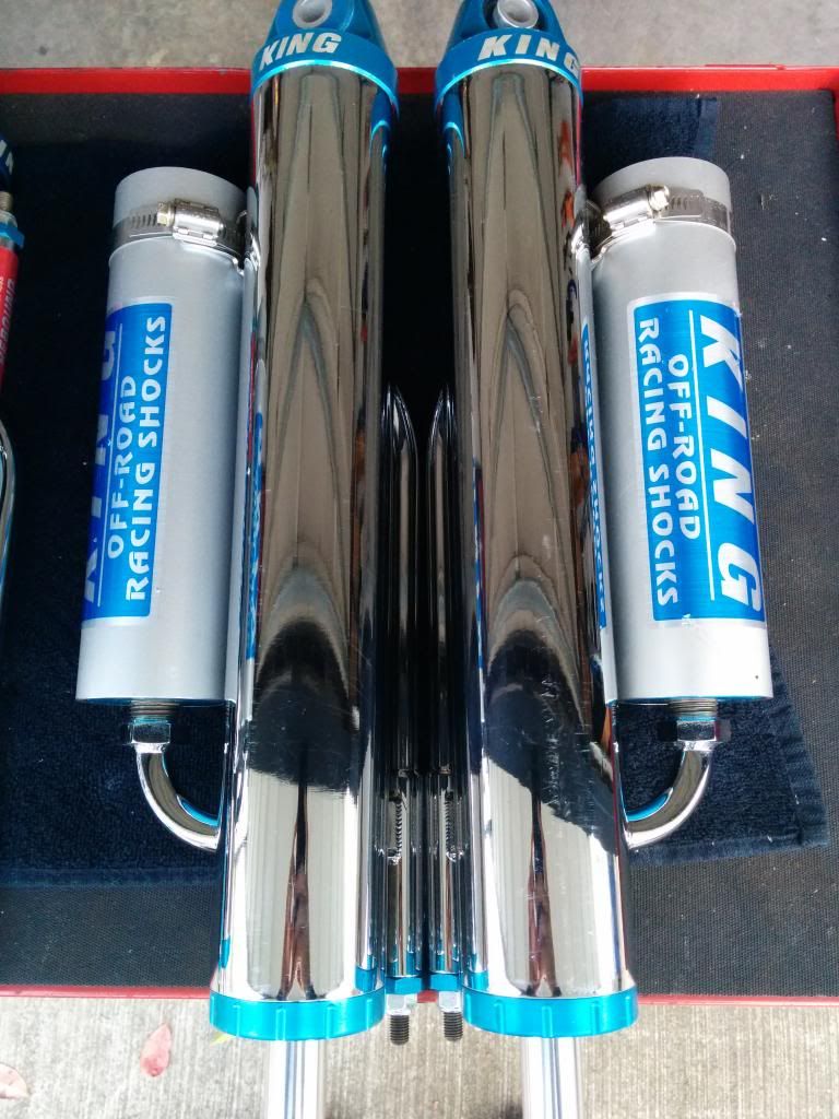 **NEW** KING SHOCKS 2.5 Double Bypass 10" Stroke 2 SETS CHEAP